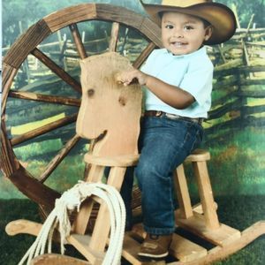 Meet your Posher, Yajaira